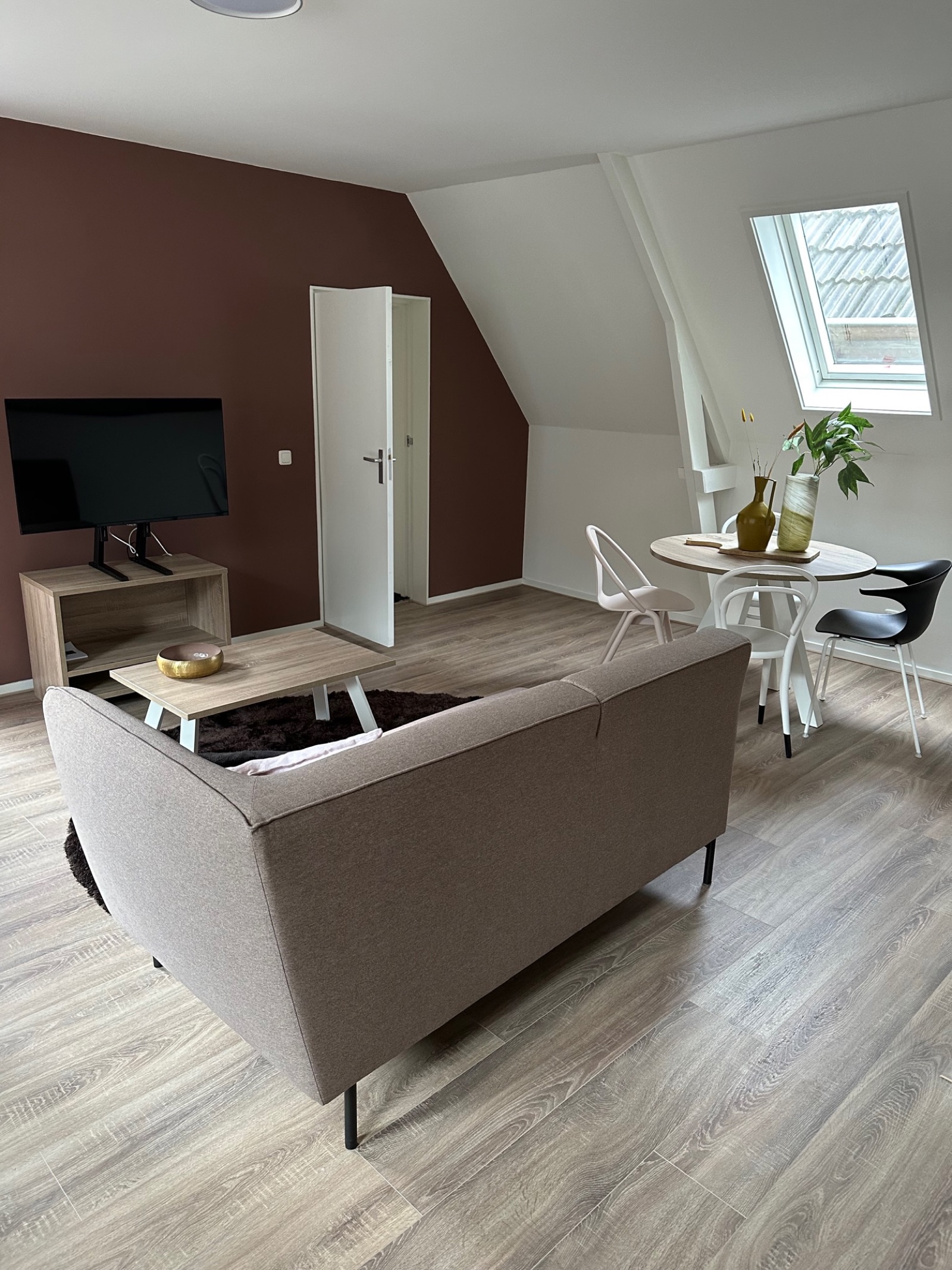 Gemeubileerd interieur van Nieuwe Boteringestraat 23 in Groningen 35