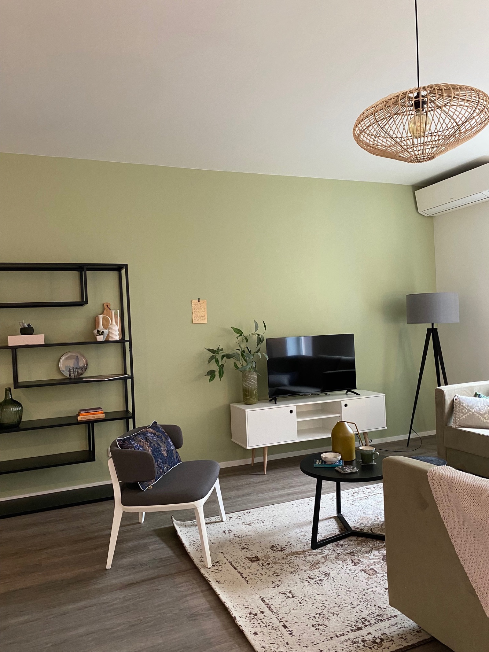 Furnished interior of Nieuwe Boteringestraat 23-B in Groningen 8