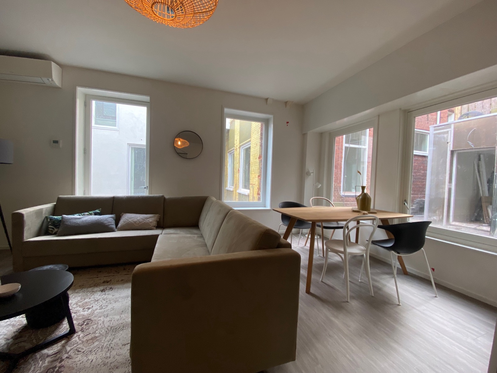 Furnished interior of Nieuwe Boteringestraat 23-B in Groningen 13