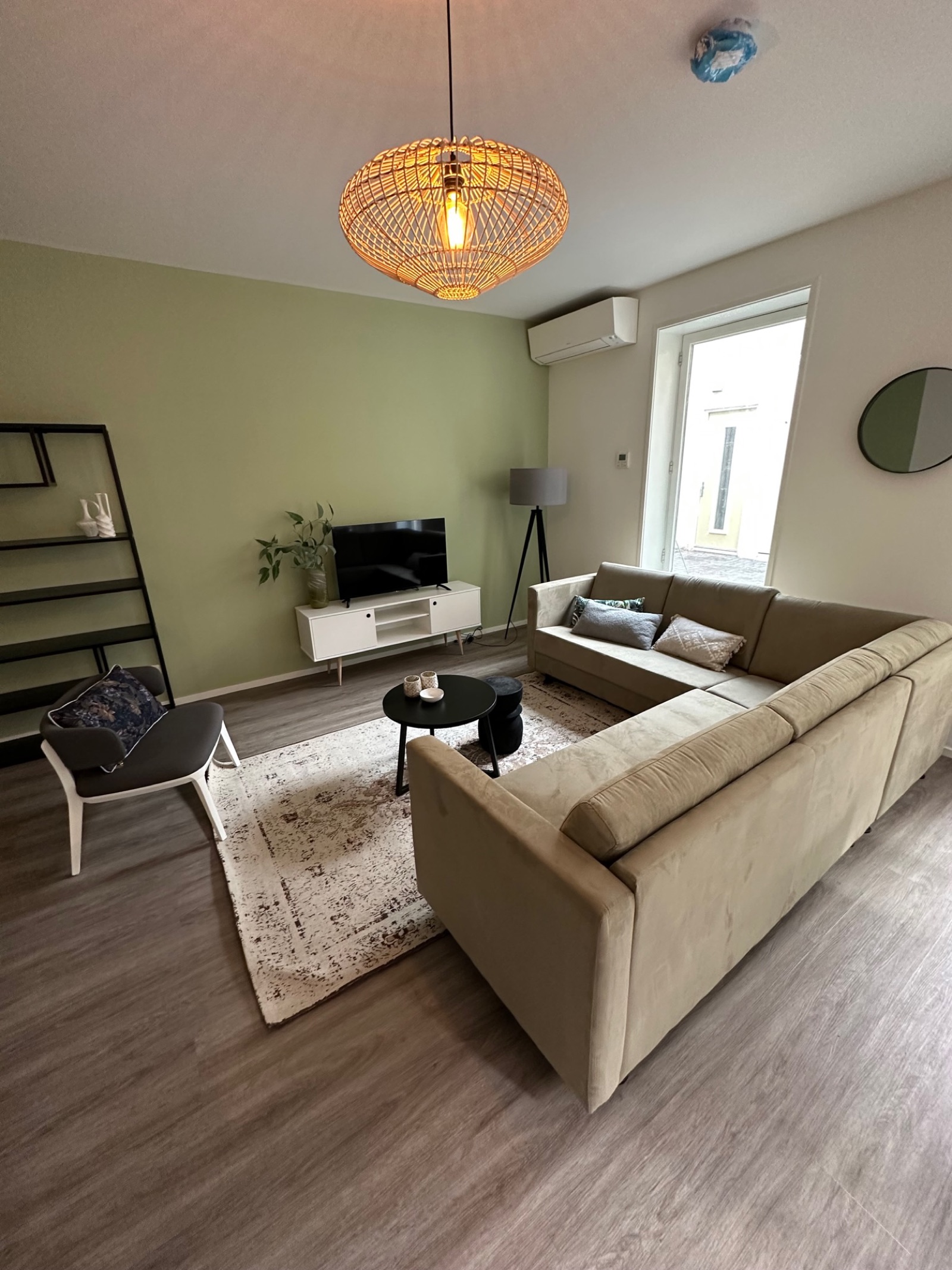 Furnished interior of Nieuwe Boteringestraat 23-B in Groningen 25